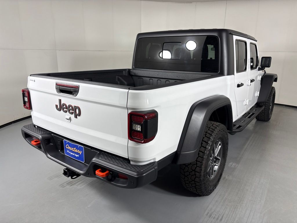 2025 Jeep GLADIATOR
