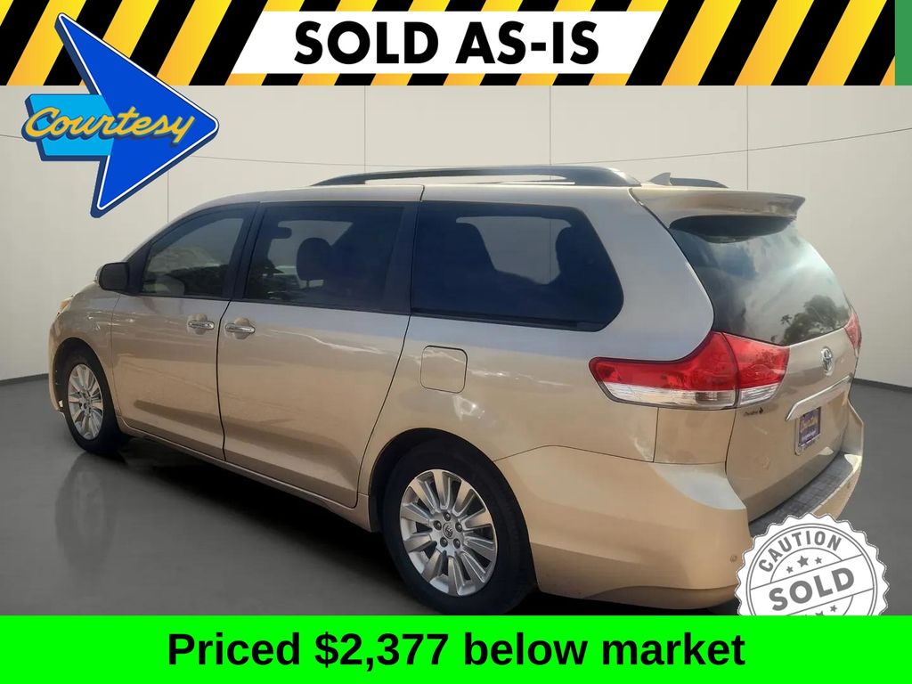 2014 Toyota Sienna