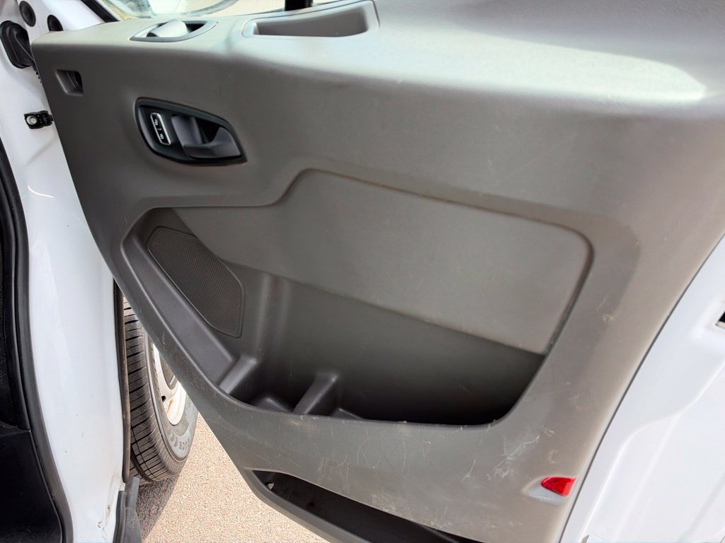2023 Ford Transit-250