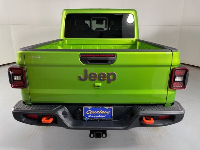 2025 Jeep GLADIATOR