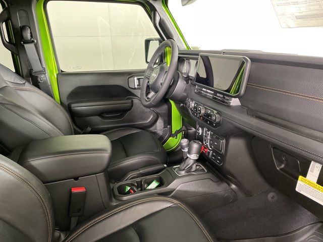 2025 Jeep GLADIATOR