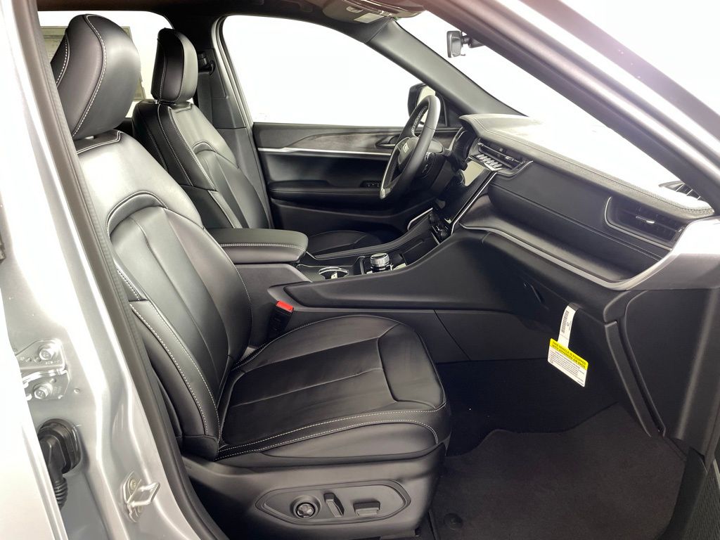2025 Jeep Grand Cherokee L Limited - Photo 47