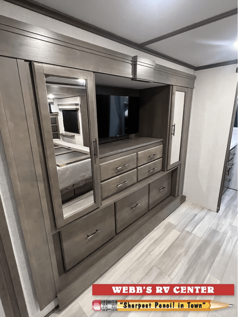 The Grand Design Solitude 391dl