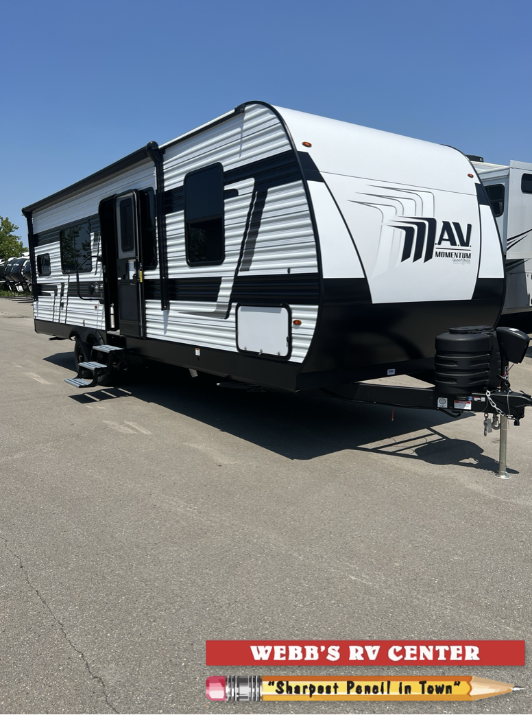 2027 Grand Design Momentum 27mav
