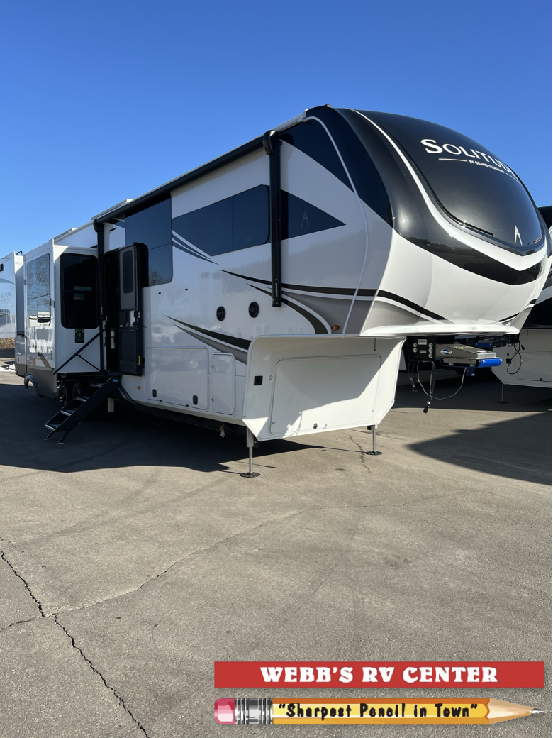 2025 Grand Design Solitude 390rk