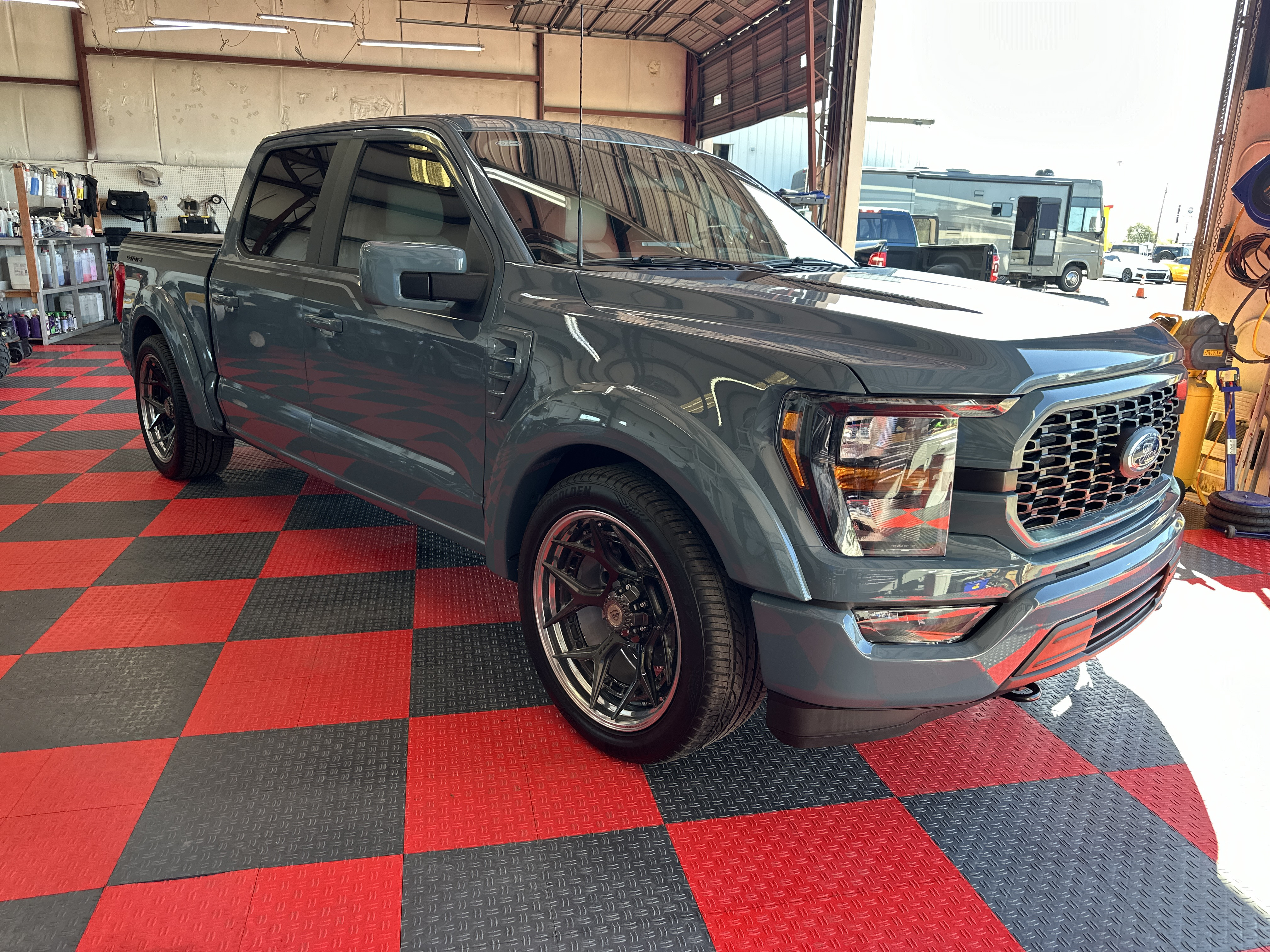 2014 Ford F-250 Super Duty XLT - Photo 7