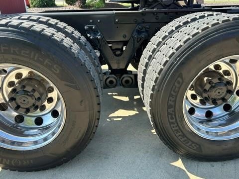 2022 Kenworth T680