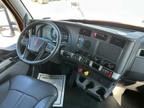 2023 Kenworth T680