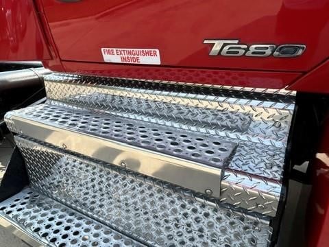 2021 Kenworth T680