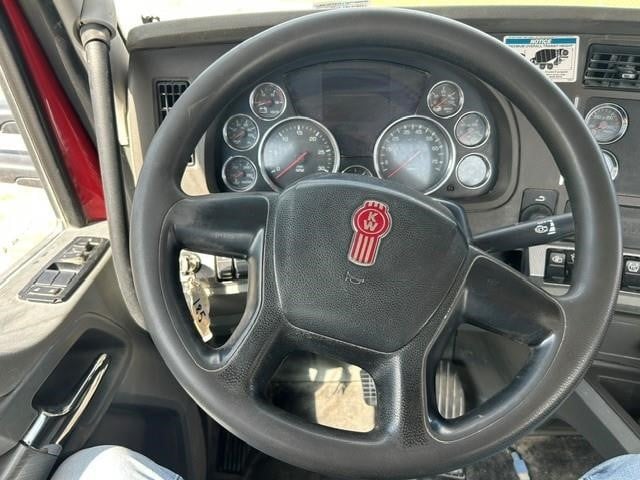 2019 Kenworth T880