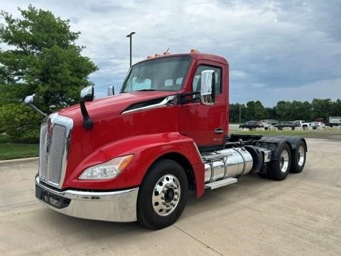 Photo of a 2023 Kenworth T680
