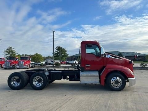 2023 Kenworth T680