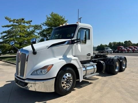 2023 Kenworth T680