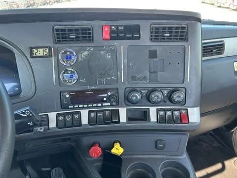 2022 Kenworth T680