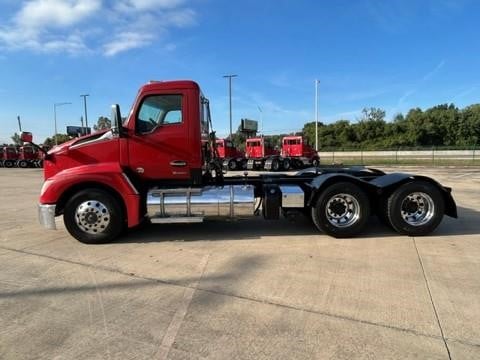 2024 Kenworth T680