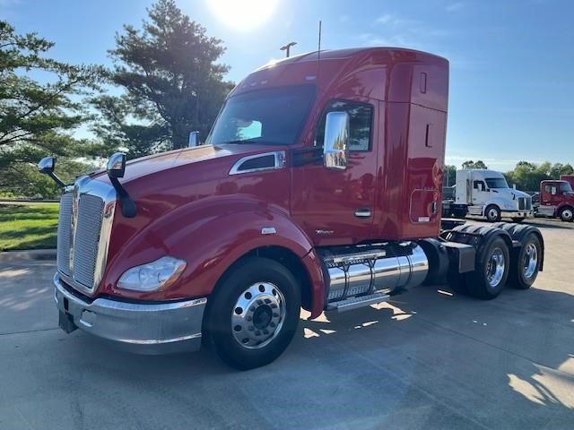 Photo of a 2022 Kenworth T680