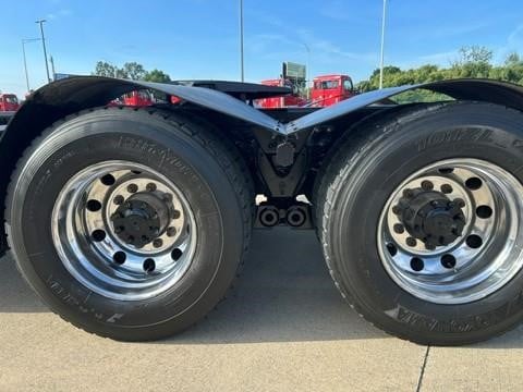 2024 Kenworth T680