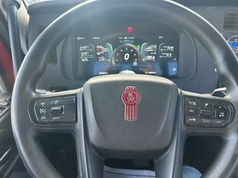2023 Kenworth T680