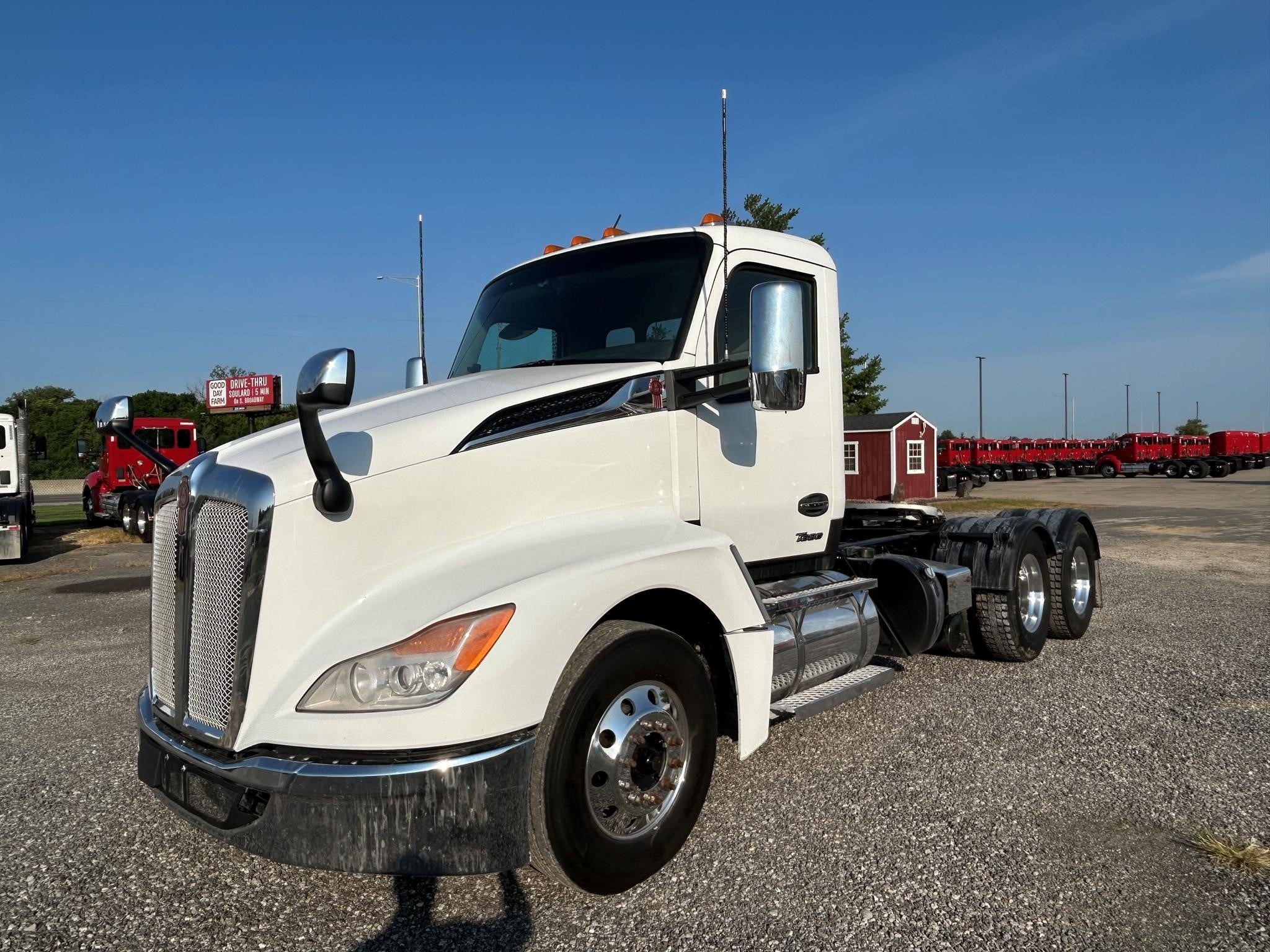 2023 Kenworth T680