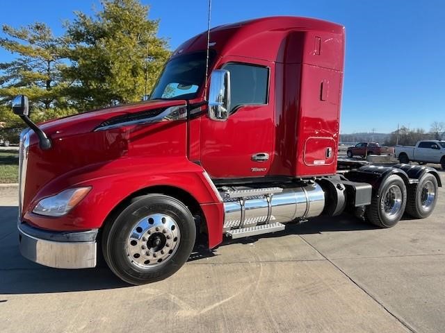 Photo of a 2023 Kenworth T680