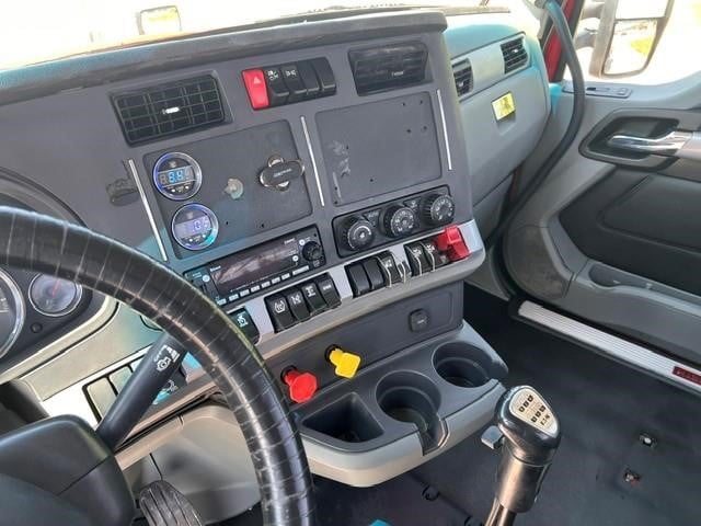 2022 Kenworth T680