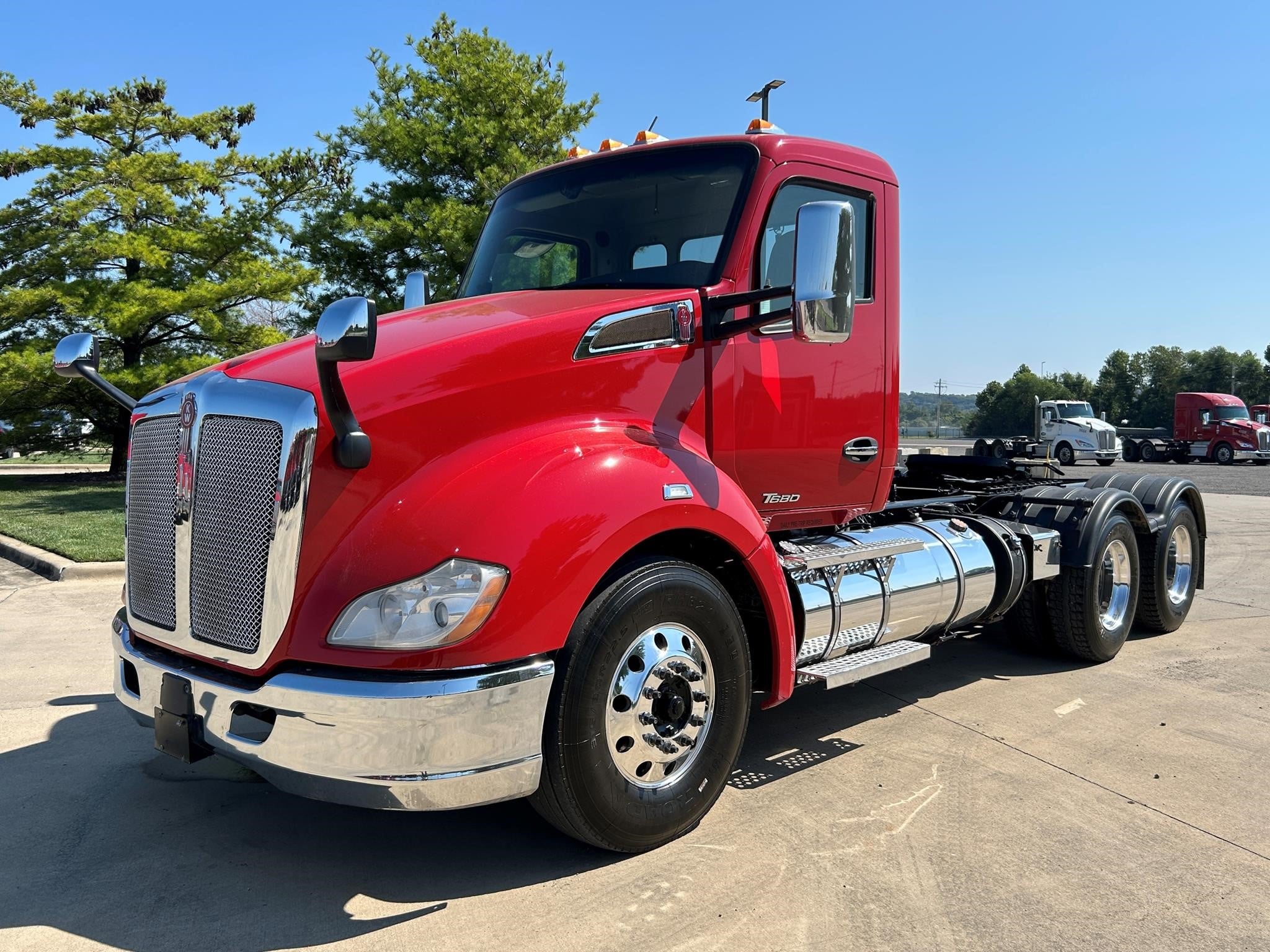 Photo of 2022 Kenworth T680