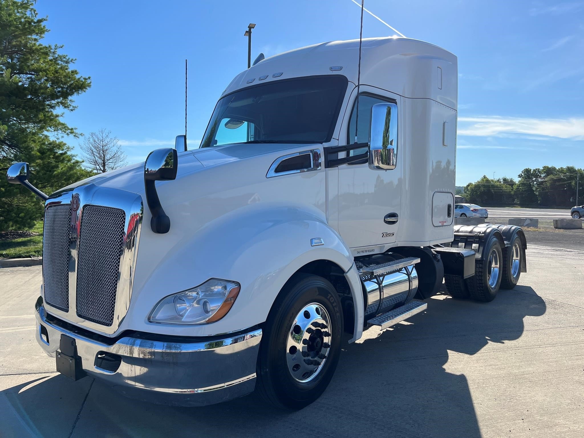 Photo of a 2022 Kenworth T680