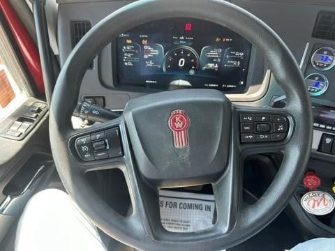 2023 Kenworth T680