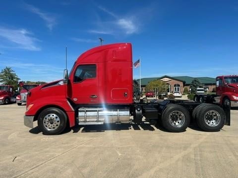 2024 Kenworth T680