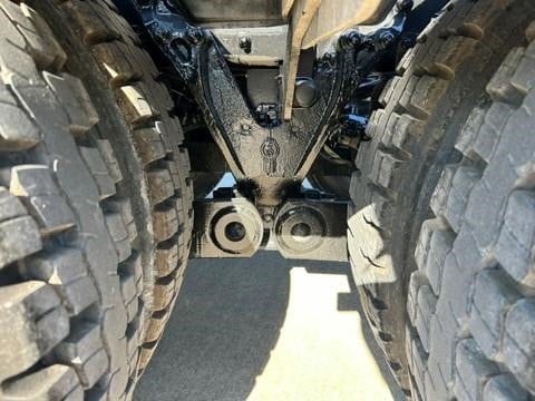 2023 Kenworth T680