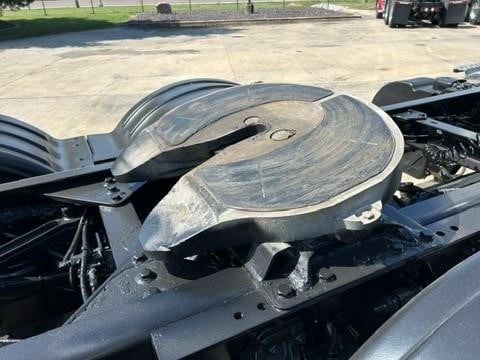 2023 Kenworth T680