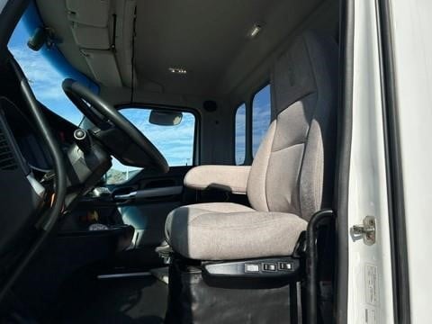 2023 Kenworth T680