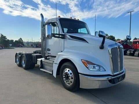 2023 Kenworth T680