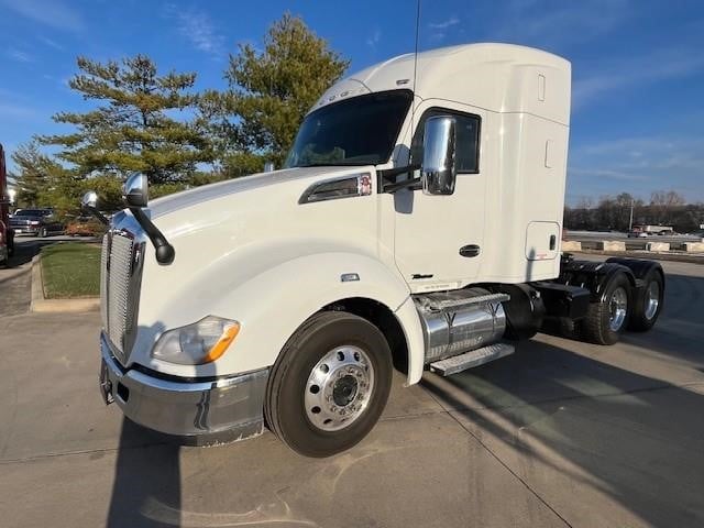 Photo of a 2022 Kenworth T680