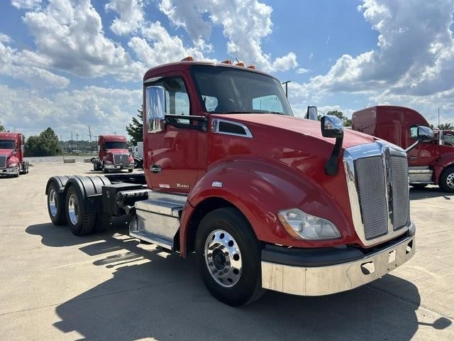 2022 Kenworth T680