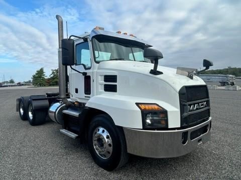 2022 Mack ANTHEM 64T