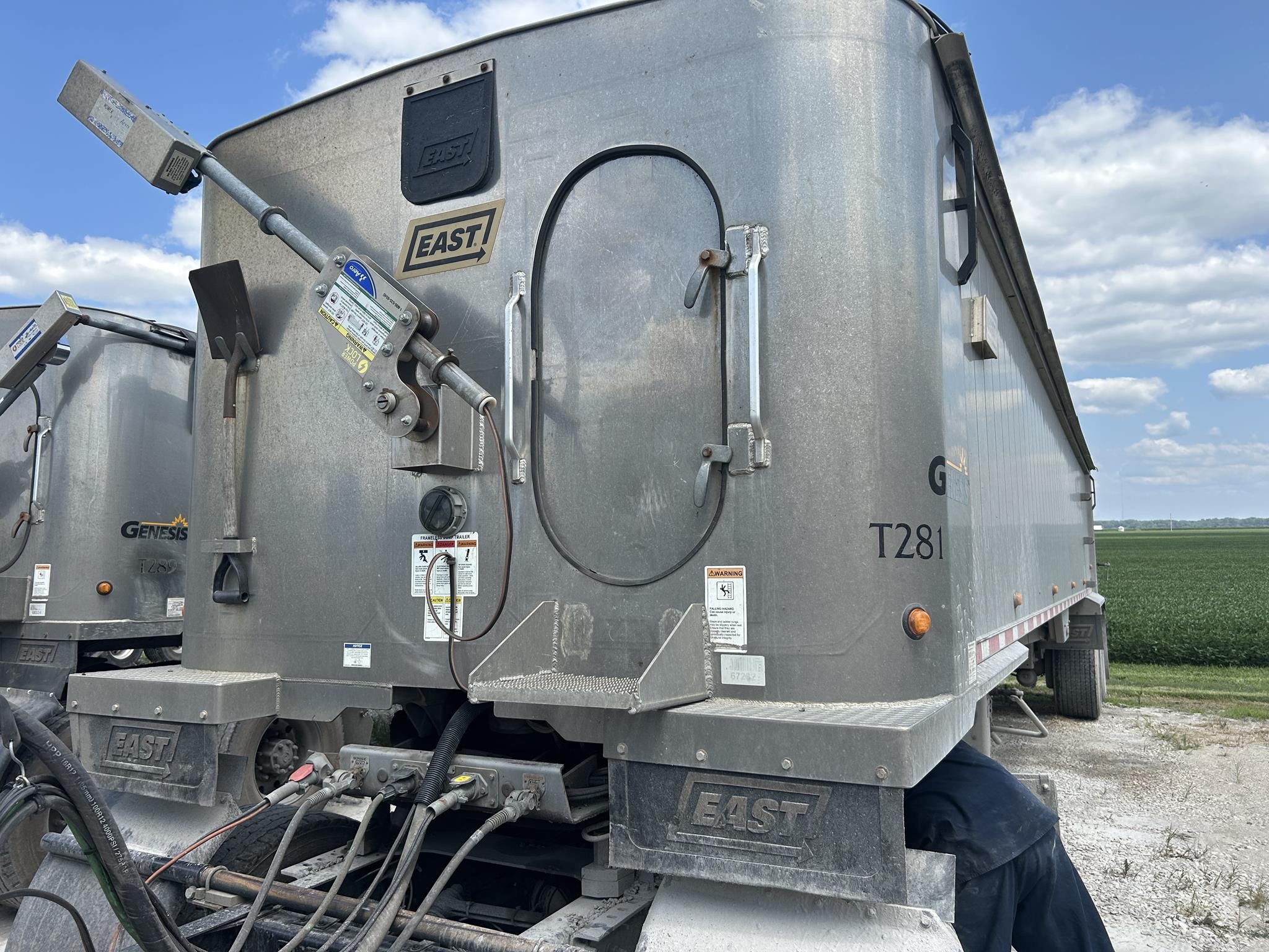Photo of a 2019 East GENESIS HYBRID