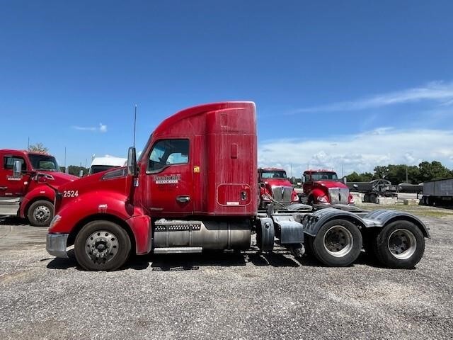 2022 Kenworth T680