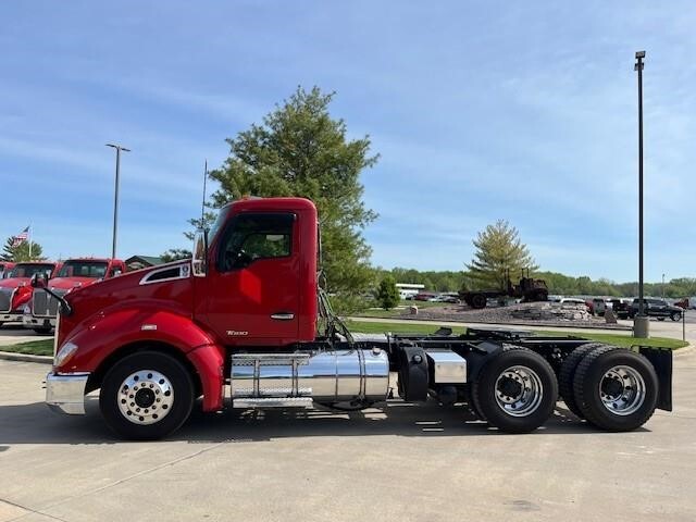 2022 Kenworth T680