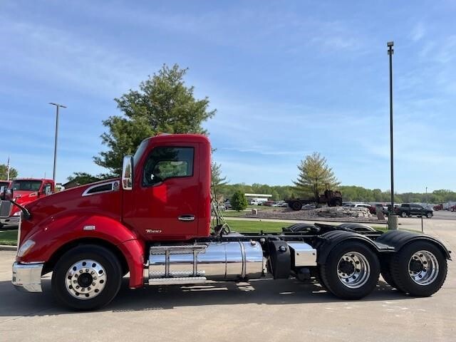 2022 Kenworth T680