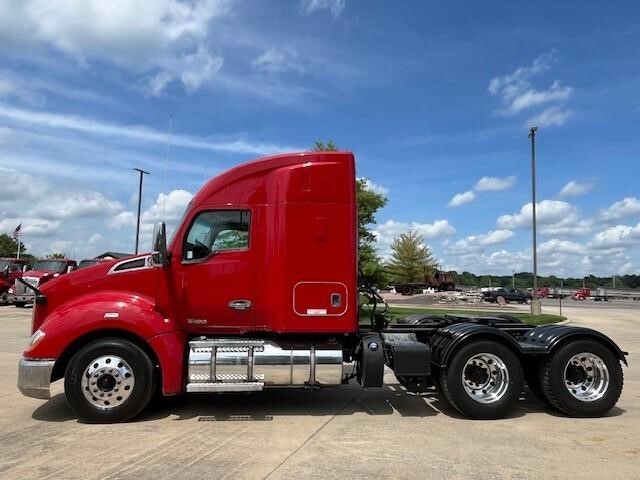 2022 Kenworth T680