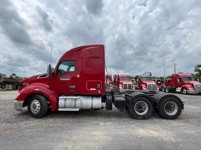 2022 Kenworth T680