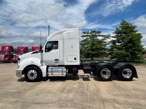 2022 Kenworth T680