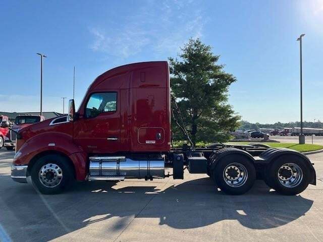 2022 Kenworth T680