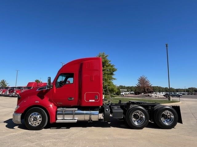 2022 Kenworth T680