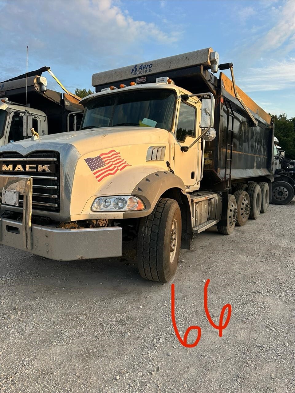 2018 Mack GRANITE GU813