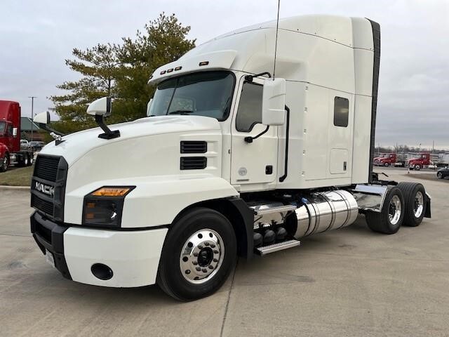 2022 Mack ANTHEM