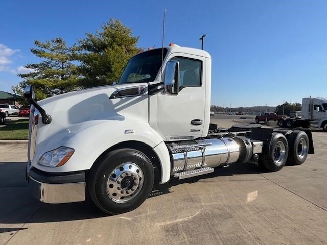 2022 Kenworth T680