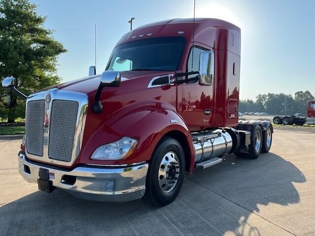 2022 Kenworth T680