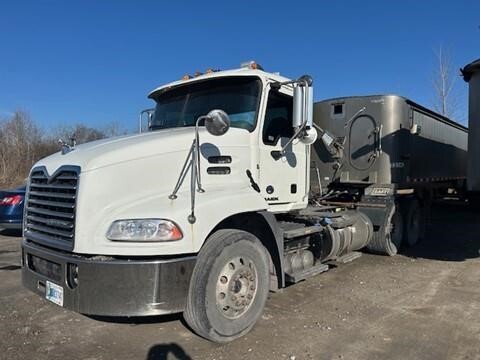 2019 Mack 600